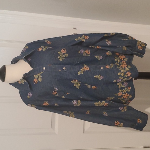 Floral denim long sleeves - Picture 1 of 9